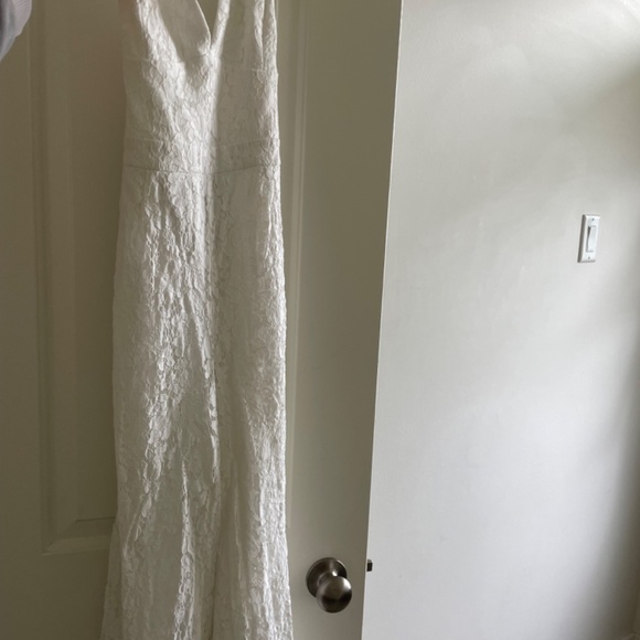 White lace lulus jump suit - Picture 3 of 3